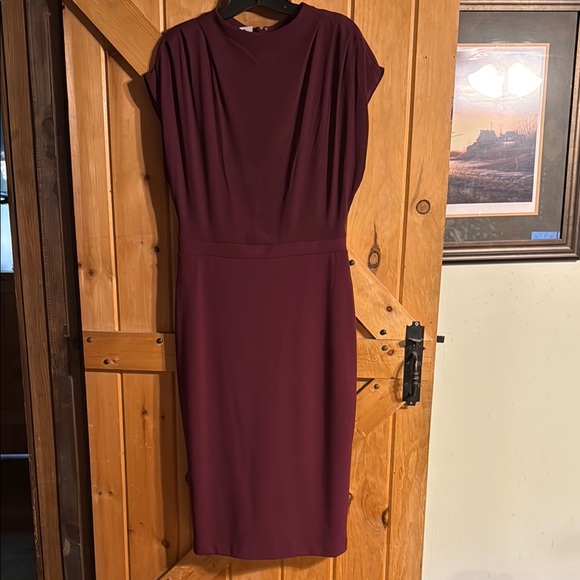 Express Rich Burgundy/Plum Midi Dress NWT size Medium - Picture 1 of 9